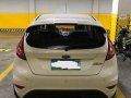 Selling White Ford Fiesta 2013 Automatic Gasoline -5