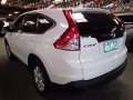 Selling White Honda Cr-V 2012 Automatic Gasoline at 59870 km -2