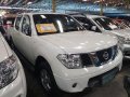 Sell White 2013 Nissan Frontier Navara at 28717 km -9