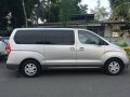 Selling Silver Hyundai Grand Starex 2009 Automatic Diesel at 148000 km-6