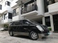 Black Hyundai Grand Starex 2014 at 47000 km for sale-5