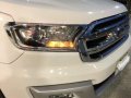 White Ford Everest 2016 at 28000 km for sale -4