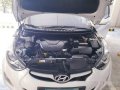 Selling White Hyundai Elantra 2012 Manual Gasoline -4