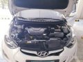 Selling White Hyundai Elantra 2012 Manual Gasoline -3