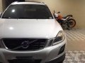 Sell White 2010 Volvo Xc60 Automatic Gasoline at 35000 km -2
