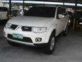 Selling White Mitsubishi Montero Sport 2013 Automatic Diesel -3