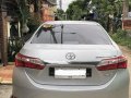 Selling Silver Toyota Corolla Altis 2014 Automatic Gasoline at 31904 km -10