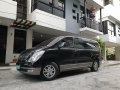 Black Hyundai Grand Starex 2014 at 47000 km for sale-3