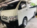 Selling White Toyota Hiace 2018 Manual Diesel -3