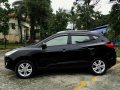 Black Hyundai Tucson 2012 at 50000 km for sale -6