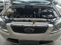 Selling White Ford Escape 2012 in Rizal-0