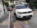 Sell White 2008 Mitsubishi Outlander in Manila -8