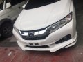 Selling White Honda City 2016 Automatic Gasoline -2