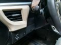 Sell Black 2017 Toyota Corolla Altis Automatic Gasoline at 5200 km -2