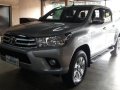 Sell Silver 2016 Toyota Hilux Manual Diesel at 47000 km -8
