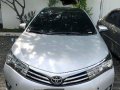 Selling Silver Toyota Corolla Altis 2014 Automatic Gasoline at 33700 km -5