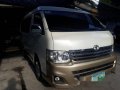Sell White 2011 Toyota Hiace in Parañaque-7