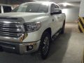 Selling White Toyota Tundra 2019 in Quezon City-7