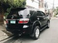 Black Toyota Fortuner 2009 Automatic Gasoline for sale -15