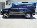 Black 2014 Toyota Fortuner Automatic Diesel for sale -3