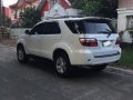 Selling White Toyota Fortuner 2009 Automatic Gasoline-4