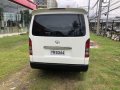 Selling Toyota Hiace 2016 Manual Diesel-6