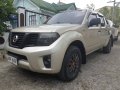 Used Nissan Navara 2015 Truck at 65000 km for sale -4