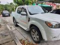 Selling White Ford Ranger 2011 at 60000 km -1