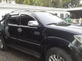 Sell Black 2015 Toyota Hilux at 75000 km -1