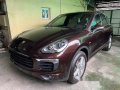 Brown Porsche Cayenne 2017 at 1000 km for sale-1