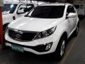 White Kia Sportage 2011 Automatic Gasoline for sale -4