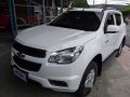 Selling White Chevrolet Trailblazer 2016 Automatic Diesel at 28000 km -7