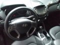 Brown Hyundai Tucson 2014 for sale in Quezon City -2