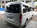White Toyota Hiace 2016 at 40014 km for sale-5