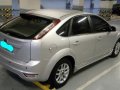Selling Used Ford Focus 2009 Hatchback at 82000 km -2