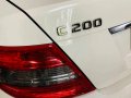 White Mercedes-Benz C200 2007 at 37000 km for sale -5