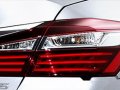 Selling Honda Accord 2018 Automatic Gasoline -5