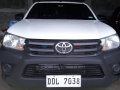 Selling White Toyota Hilux 2016 at 20000 km in Angeles -1