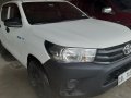 Selling White Toyota Hilux 2016 at 20000 km in Angeles -3