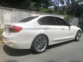 Sell White 2018 Bmw 318D at 2900 km in Quezon City -2
