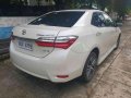 Selling White Toyota Corolla Altis 2018 Automatic Gasoline at 7000 km -7