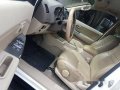 Selling White Toyota Fortuner 2006 Automatic Gasoline at 100000 km -3