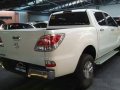 Selling White Mazda Bt-50 2016 in Pasig -6