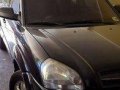 Black Hyundai Tucson 2006 at 102000 km for sale-1