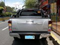 Silver Isuzu D-Max 2015 at 25000 km for sale -3