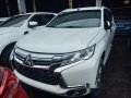 Selling White Mitsubishi Montero Sport 2017 in Makati-5