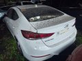 White Hyundai Elantra 2018 Manual Gasoline for sale-0