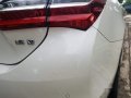 Selling White Toyota Corolla Altis 2018 Automatic Gasoline at 7000 km -6