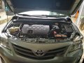 Selling Silver Toyota Corolla Altis 2012 at 64000 km -4