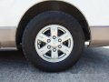 White Toyota Hiace 2011 at 42000 km for sale-4